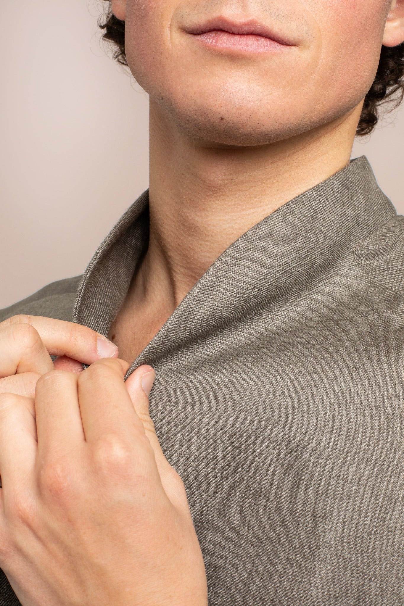 Sage Green Linen Jacket Elevato - Fabric Texture