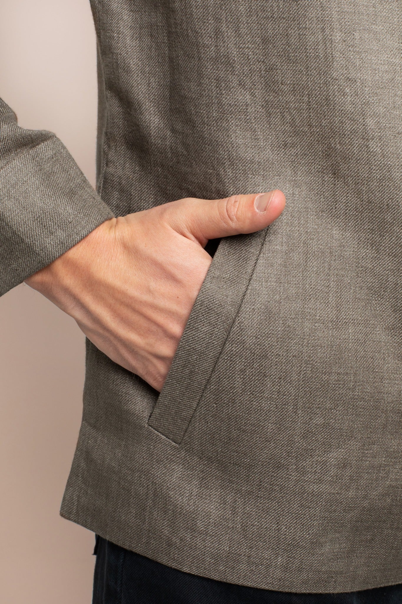 Sage Green Linen Jacket Elevato - Pocket Details