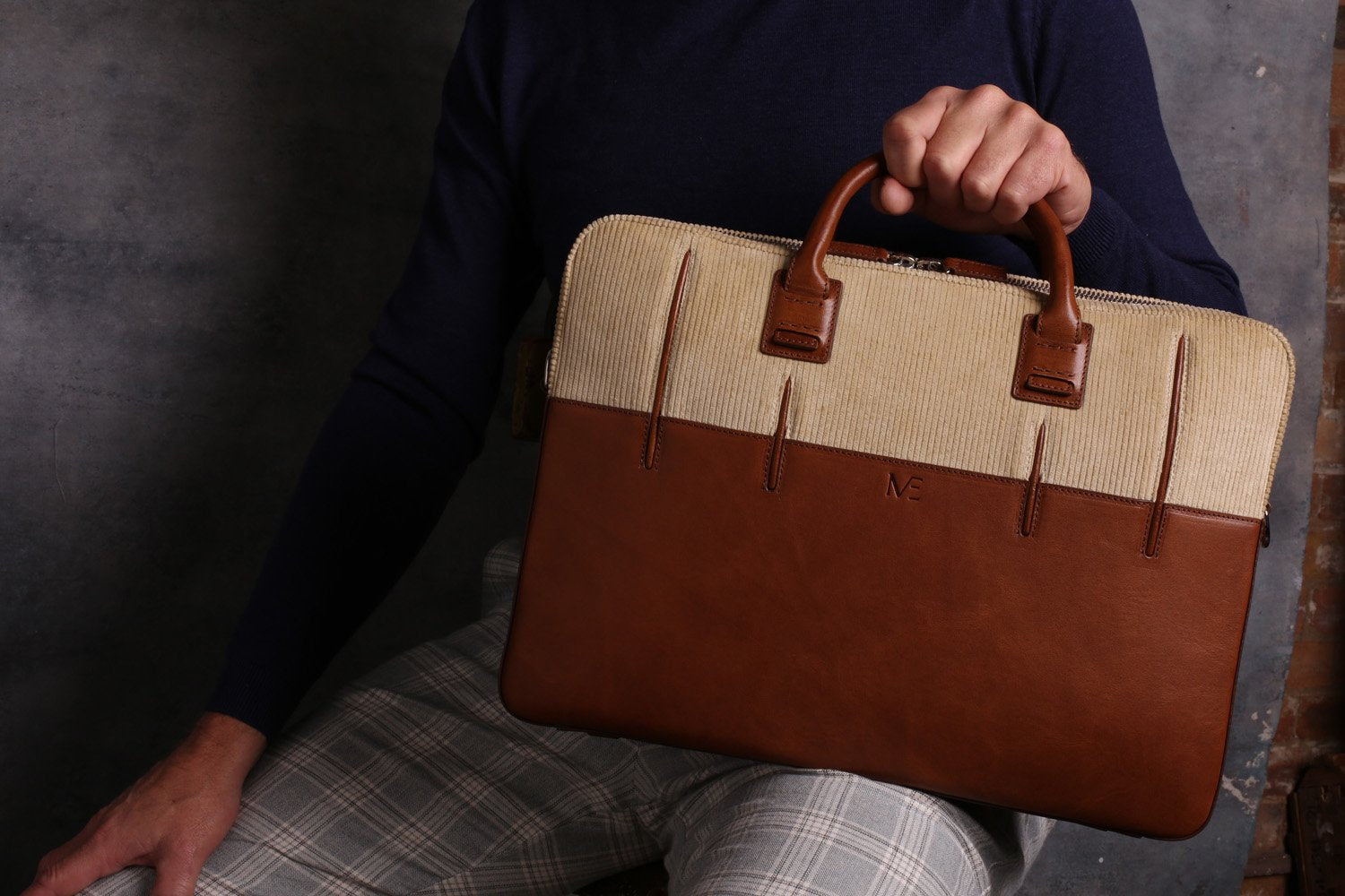 Luxury Italian Leather - Steindl Laptop Bag | M"Essentiel London