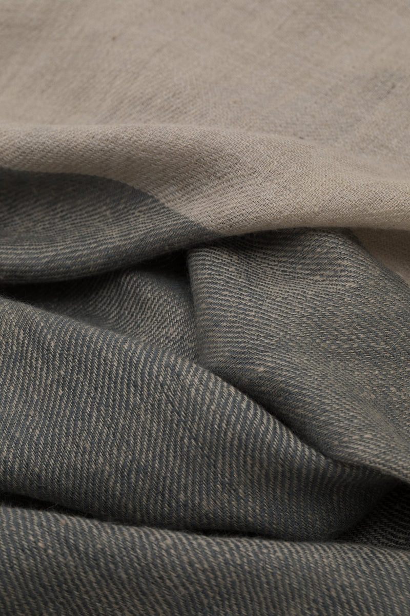 Natural Fibres Of Pure Cashmere Scarf In Ivory Grey